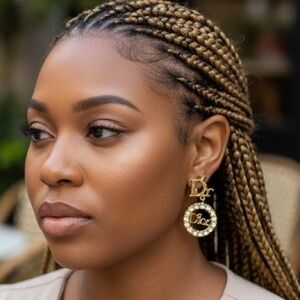 Elegant gold tone Crystal drop Di logo earrings stainless steel luxury jewelry